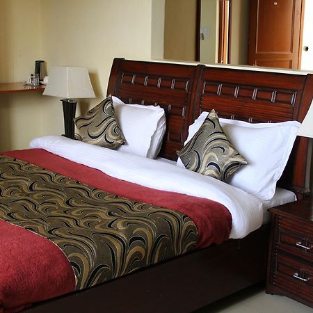 Hotel Deodar Villa دارامشالا المظهر الخارجي الصورة